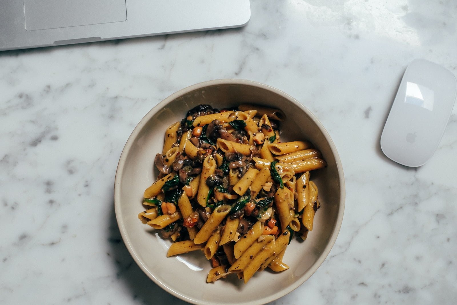 Fiery Fiesta: A Spicy Spinach Chicken Pasta Extravaganza!